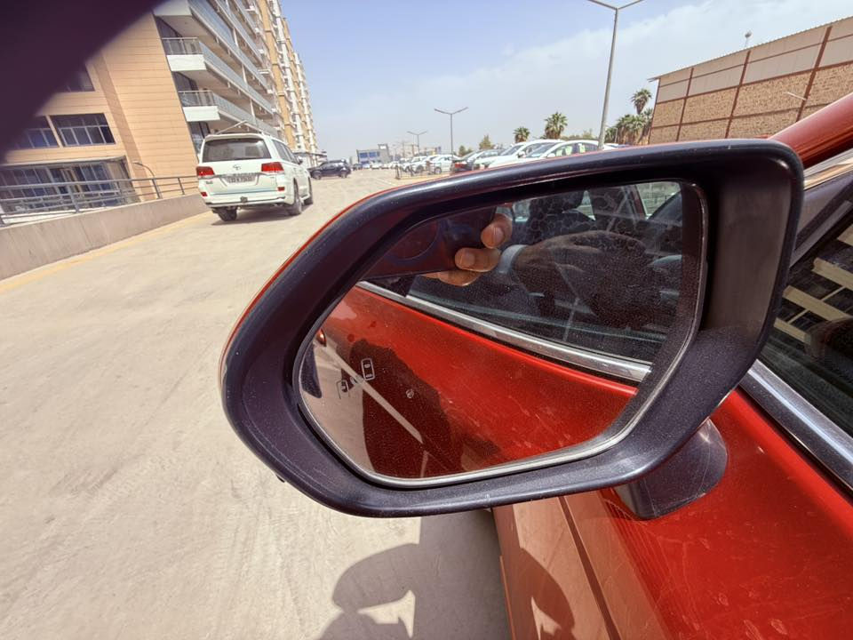 كامري se موديل 2020
السلام عليكم 
كامري se موديل 2020 
فول مواصفات عده الفتحة 
بصمة + جلد + تحديد نقطة عمياء + كامرة دواره + توقف ذاتي + تحديد مسار 
ضرر السيارة بس بنيد مبدل و مصبوغ وشوية بارد بالباب الامامي عكس السايق  
السيارة بدون ايرباك  
رقم الشاصي : 4T1M11AK8LU324391
ماشية 102,000mil
السعر 178 وبيها مجال 
مكاني بغداد - مجمع بوابة العراق
***********
