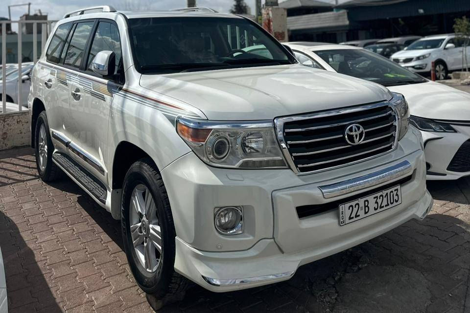 تۆیۆتا لاند کروزەر 2012 مواسەفات برێمی
 ١٧٠ هەزار ڕۆشتووە حەقیقی
٨ بستۆن سەیارەکە لۆک لۆکە ماشاللە 
هیچی نییە 
دەعامی بۆ دەعامی بە شەرت 
سەنەی تازەیە
هیچ مەسرەفێکی تێدانیە 

سـعـر : لە کۆمێنت داوابکە ڕاستەوخۆ بۆت دێت 📥 

گێڕ و مەکینە بە شەرت نەکراوەتەوە 
هیچ کێشەیەکی تێدا نییە 

ژمارەی خاوەنەکەی 
***********
