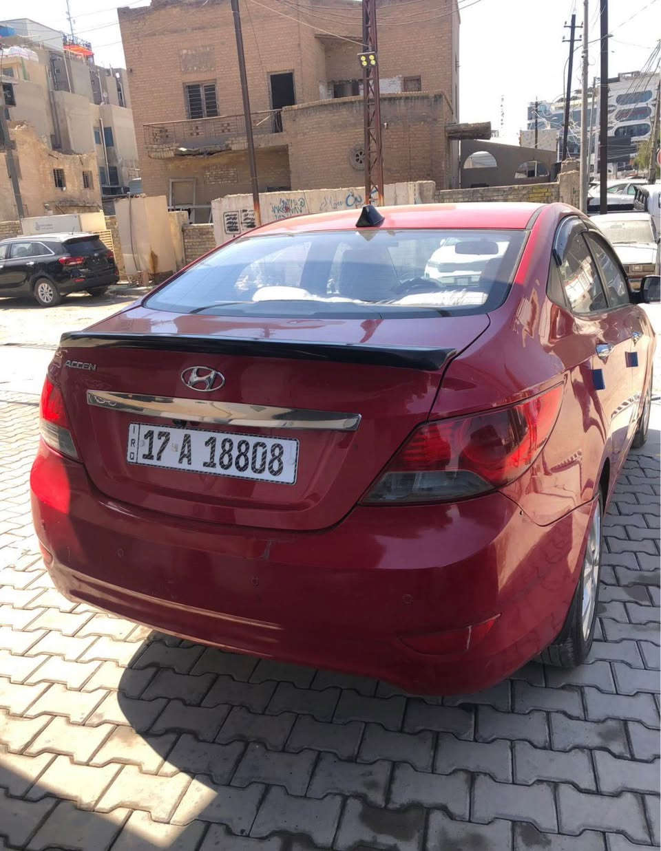 هيونداي اكسنت رقم مثنى مكانها بغداد للبيع موديل 15
🔥❤️

لون أحمر وشكلها مرتب🔴
مكينة 1600 اقتصادية وعزمها ممتاز
كير AT أوتوماتيك تبديل ناعم
ممشى 270 ألف
رقم مثنى

المواصفات:
✔️ فتحة سقف
✔️ تحكم ستيرن
✔️ حساسات
✔️ سيارة مريحة واستعمال يومي
✔️تحتوي على شاشه وكامره

(الصبغ تقريباً حزام والسيارة مرتبه)

السعر 75 وبيه مجال للجادين الرقم ***********
مكان السيارة بغداد
