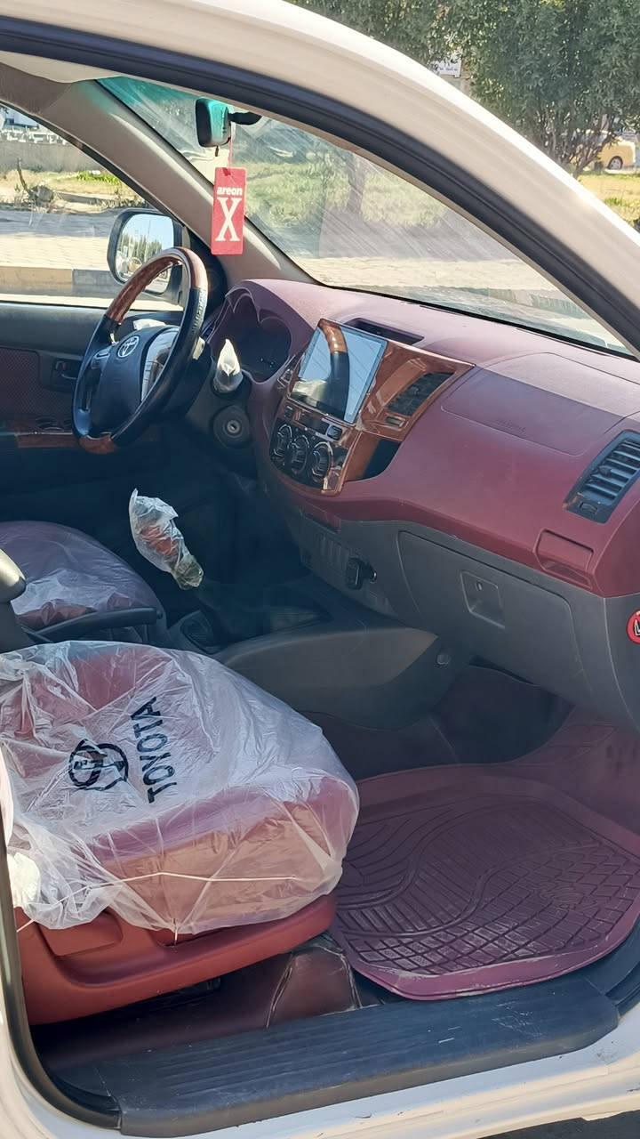 هايلوكس موديل 2014 كير عادي 
مكفوله كفاله عامه ماعدى بارد بسيط 
رقم واسط 
تحويل مباشر مكينه بلاد مامفتوح 
شاصي 19 
اتصل ***********
السعر 190 وبيهة مجال
