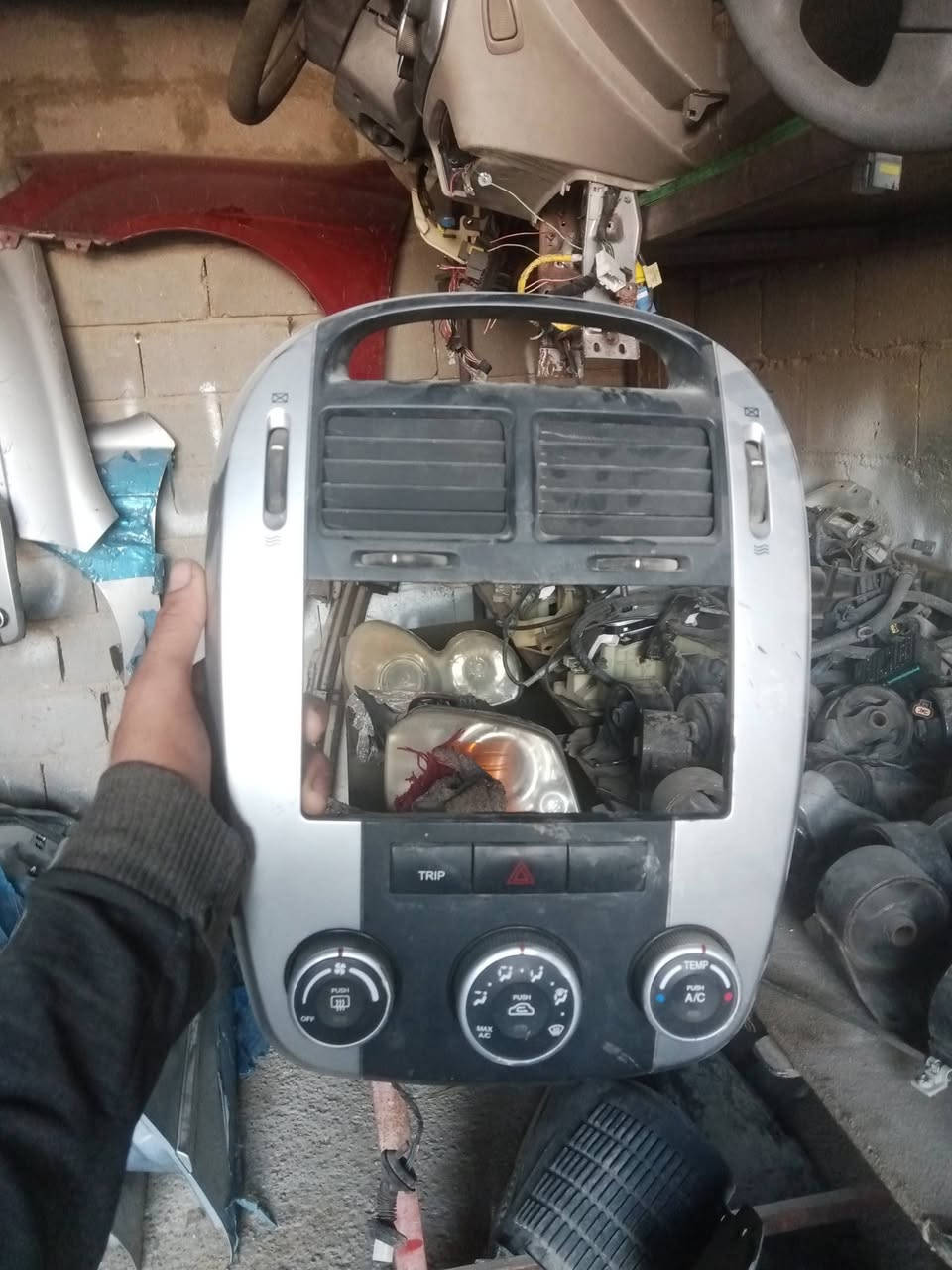 سلام عليكم اخوان اي شي تحتاجه لسيراتو والاسبكتره موجود توصيل موجود
حله حي الصناعي مقابل معمل ثلج مشتت مجمع  حسين علي السلطاني

يتوفر لدينا

حداد فيتر كهربائي كلشي موجود

***********

***********
