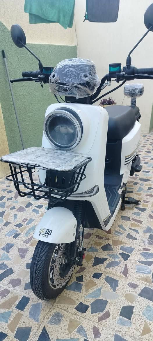 للبيع R900 مستخدم شهرين جديد للبيع سعر 450
***********
