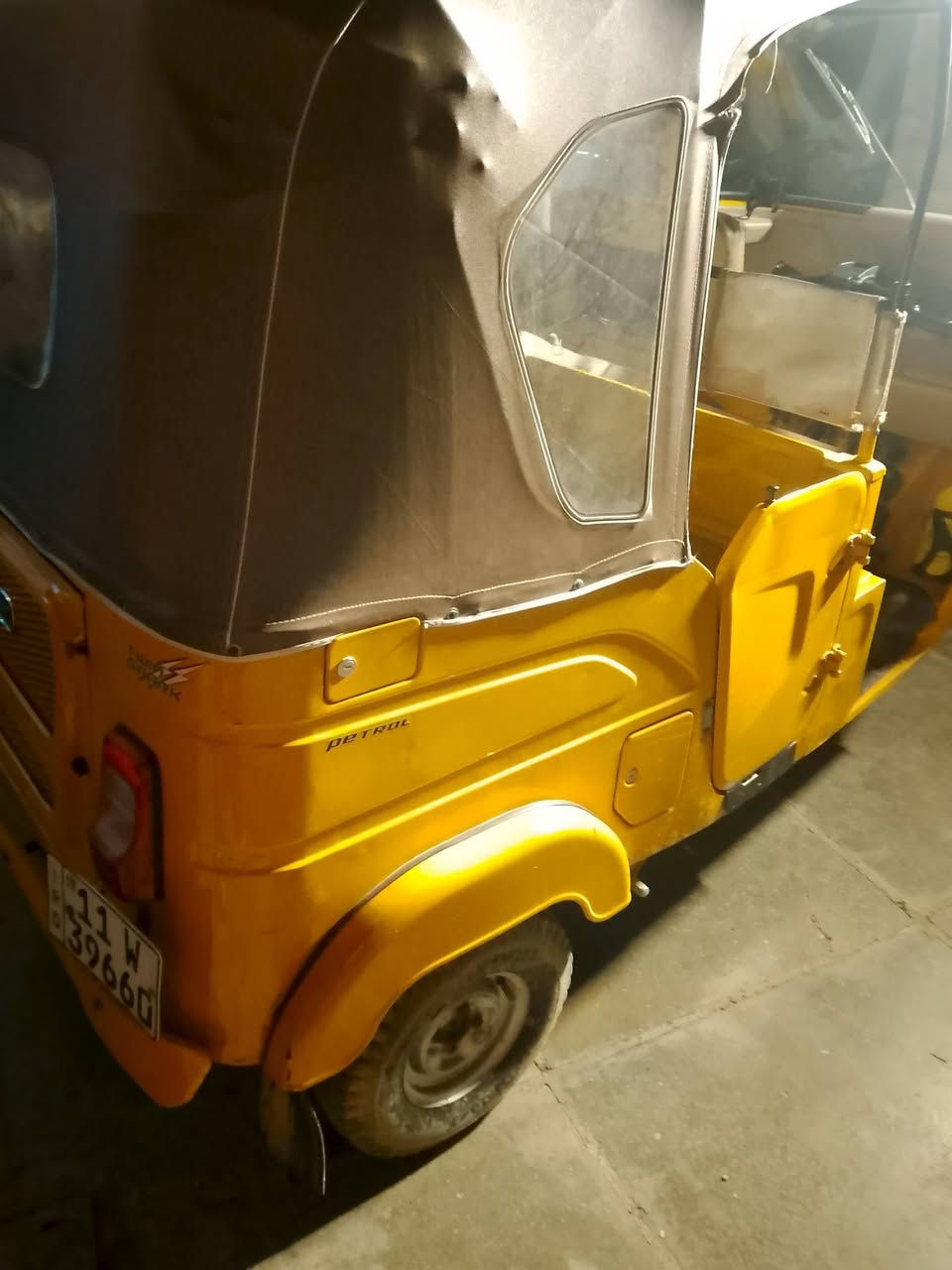 تكتك 22 للبيع بيها ضربه صغيره جوه لغد ***********
