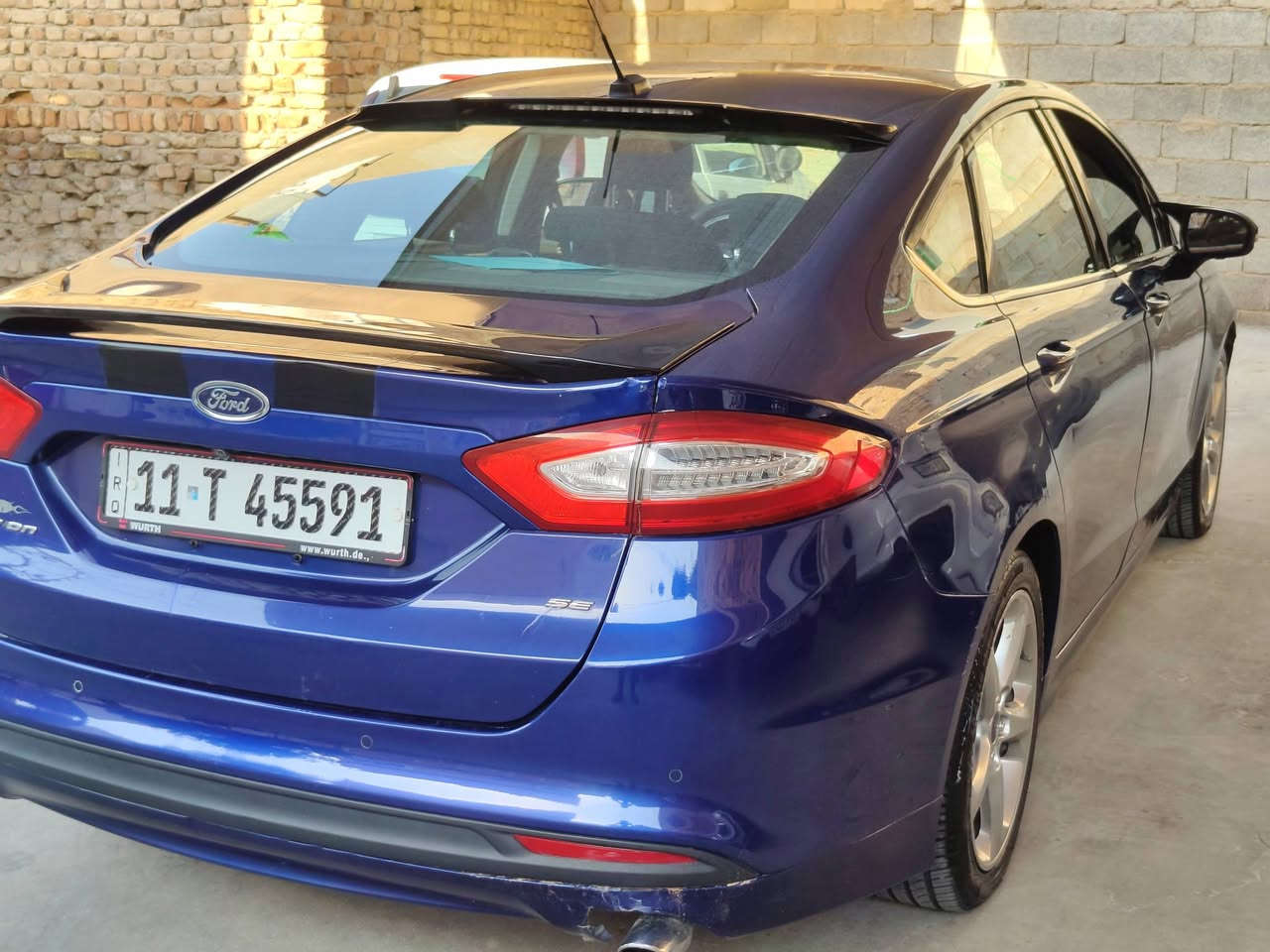 فورد فيوجن 2016 محرك 2500
سنوية ل 29 يلا تسقط
كاملة بدون اي نقص السيارة
محرك وكير مكفول 
صدر جديد تبريد تدفئة
غرفة بالچيس
تخم تاير
كهرباء كلها شغالة
لايت زنون
السيارة بيها صبغ احزام وضررها مال امريكا موضح بالصور بدون اي دواخل لغد وشاصي مكفول قمارة بدون صبغ هي والصندوگ 
سعرها 85 وبيها مجال 
***********
مكانها ديالى بعقوبة
