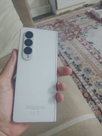 سامسونك فولد 4 شرق اوسط شريحتين ذاكره 512 نظيف جدا بدون.ملحقات السعر 6...
