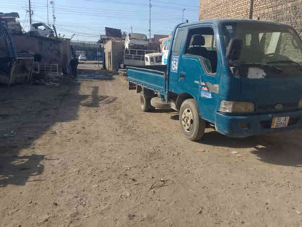 السلام عليكم فحل للبيع 2001 سياره نظيفه رقم انجليزي باسمي ماكينه جديده رقم  مكان بغداد مدينه الصدر الارفلي  الهاتف*********** السعر 63
