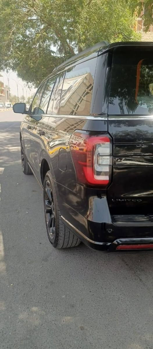 للبيع Ford Expedition 2022
لون أسود — بحالة ممتازة جداً

الموديل: 2022

الممشى: 24 ألف

وارد: تاكسيديشن

محرك قوي وأداء ممتاز

نظافة وكالة من الداخل والخارج

شاشة، كامرات، حساسات، مواصفات كاملة

السيارة جاهزة وما تحتاج أي صرف

للاستفسار والجادين فقط مراسلة خاص أو اتصال.
***********
خليجي كلين
