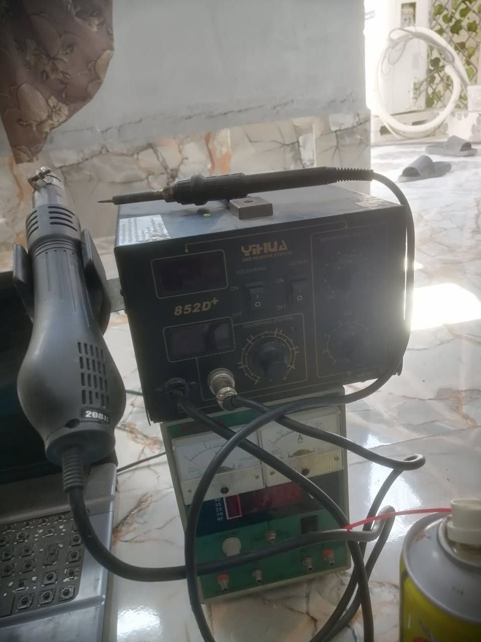 غراض الصيانه للبيع عده درنفيسات وملاقط وصولدرات وبوردات وشواصي هواتف وايسيات
بورسبلاي كاويه لحيم وفير وافوميتر ولابتوب برمجه الابتوب شغال شرط فقط عل كهرب نقص بطاريه  الغراض للبيع شلع بيش يفيدكم ادخل خاص  للتواصل ***********
