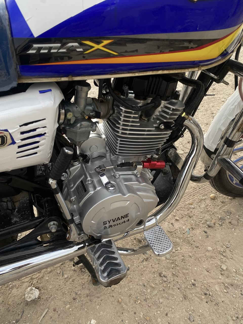 السلام عليكم ورحمة الله وبركاته.
دراجه أيراني سيفان محرك 200cc❤️‍🔥
موديل 25
دراجه مبين نضافته ب صوره 
كلشي شغال بيه دبل بصمه 
لايت عالي ناصي. ورماش
اخت زيرو  
السعر830 بيه مجال بسيط للشراي 
هـ/ ***********
رجائن لموشراي ليتصل فضلا🫶🏻
