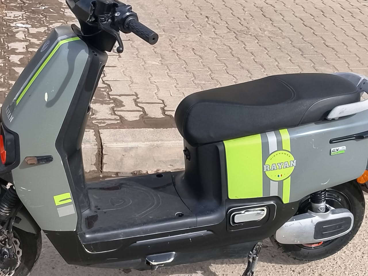 سلام وعليكم دراجه شحن البيع
دراجه فول مواصفات
دراجه خير من الله
الايت عالي ناصي📍
3نمر 💣
سرعه فول
بك الايت 🤍
شاشه الكترونيه
6بطاريات دبل
بريكات امامي خلفي دسك📌
السعر 600


**إذا كنت صاحب هذا الإعلان وتريد حذفه لأي سبب، رجاءا أرسل رسالة إلى الدعم الفني**