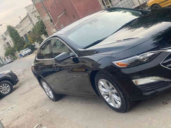 السلام عليكم
ماليبو 2023 رقم اربيل بأسمي ماشيه 22 اخت الزيرو علا وضع الشركه بدون حادث ولا تبديل طرف البنيد صبغ شبرين فقط فول مواصفات عدا الفتحه مكاني بغداد
السعر 138
***********
