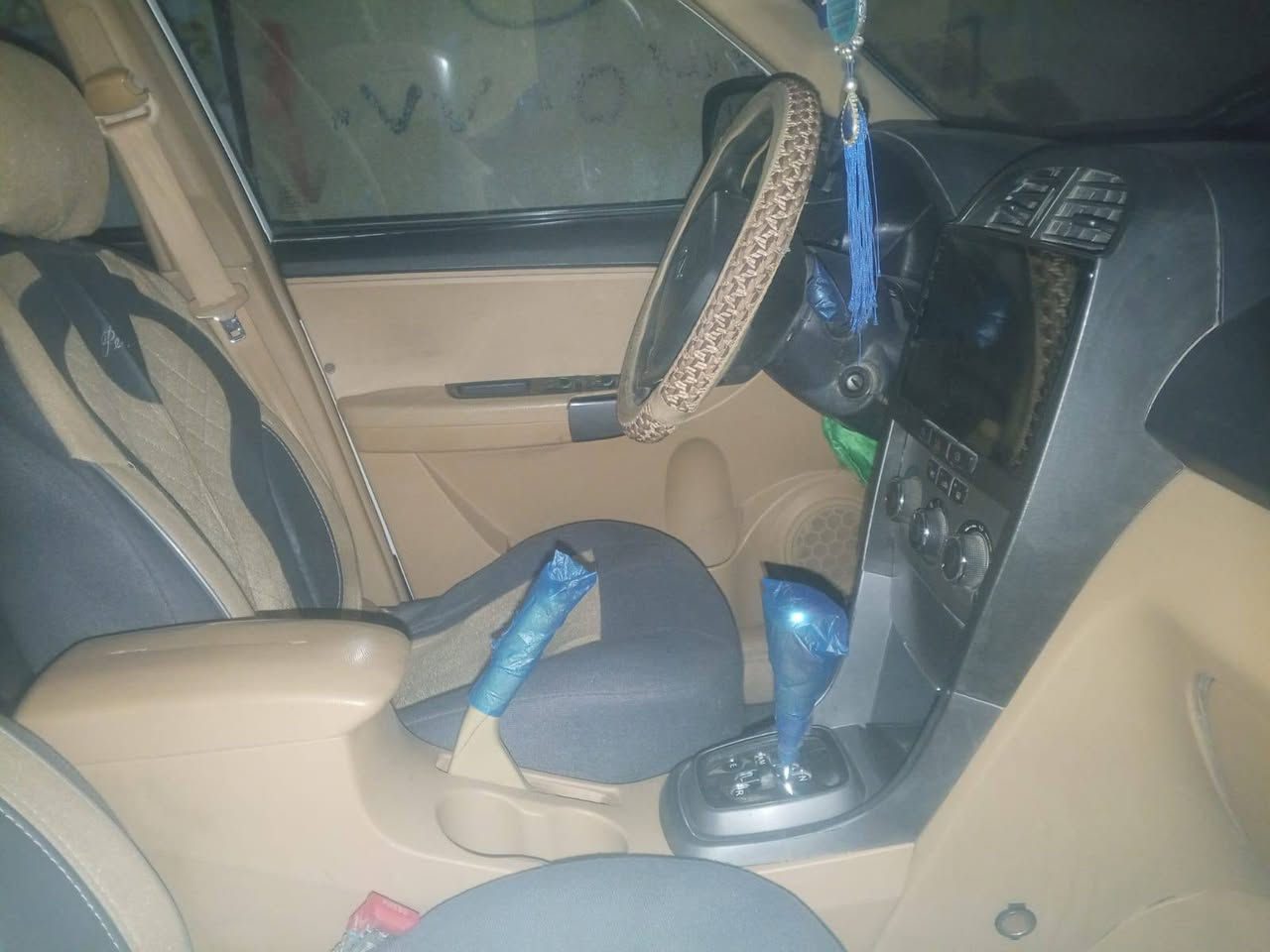 السلام عليكم
شيري تيكو2012سنويه ٢٠٢٩ 

رقم قادسيه الجديد تحويل ثاني يوم

نظيفه كلش

شاشه وكامره 

مكينه كير مكفولات

تبريد ثلج

مواصفاتها معروفه

للاتصال ***********
