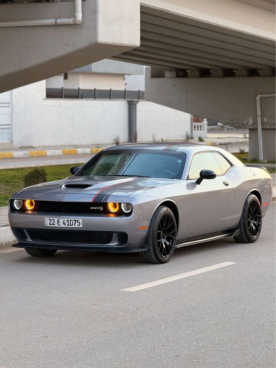 سلام عليكم 
للبيع جالنجر SXT
موديل 2016
لون سلفر 
ماشيه 156ميل 
رقم اربيل جديد سنويه جديد 
شرط تحويل ولغرامات 
حجم محرك 3600سته سلندر 
گير محرك اكسل كلى ابشرط 
تخم امامي خلفي تايرات كلى جديد
ضرر سياره بونيد جاملخ باب سكن صبغ يعني ٣قطع صبغ
ابشرط بدون شاصي فقط بطانه صبغ 
  او بيها حالوب خفيف 
سعر سياره 135اوبيها مجال
مكان سياره كركوك 
رقم الهاتف *********** كركوك, العراق
