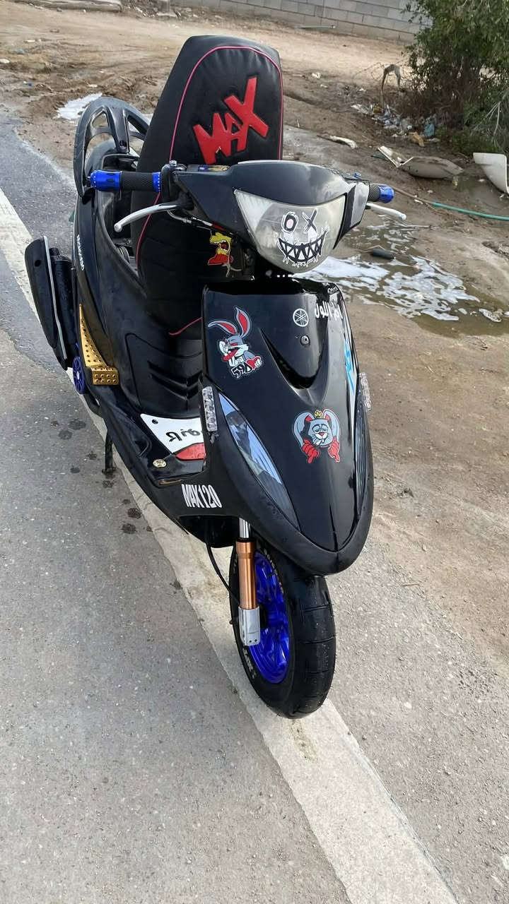 السلام عليكم ماكس عدلي للبيع ما مفتوحه 49 بلاد كهربائيات سلف كل شي شغال دراجه مرتبه حلوه دراجه شلعه ومعدل خير من الله مكان بصره قضاء الدير الشرايين اتصل على الرقم ***********
