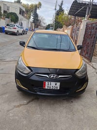 سيارة اكسنت مضلع  موديل 2016 وارد امريكي  محرك 1600 السعر 95 $ بها مجا...