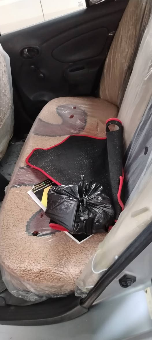 سلام عليكم للبيع نيسان وارد أمريكي حادث دعاميه واكعه فقط ماشيه 130الف سياره جديده سنويه لل29 مكان السياره وراعيه بصره سياره مناقصه برغي سعر 85وبيه مجال الاتصالات *********** شط العرب, البصرة
