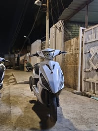 دراجه ماكس مضلع للبيع سعر 400 وبيه مجال وكفرات الابلاديه موجوده المكان...