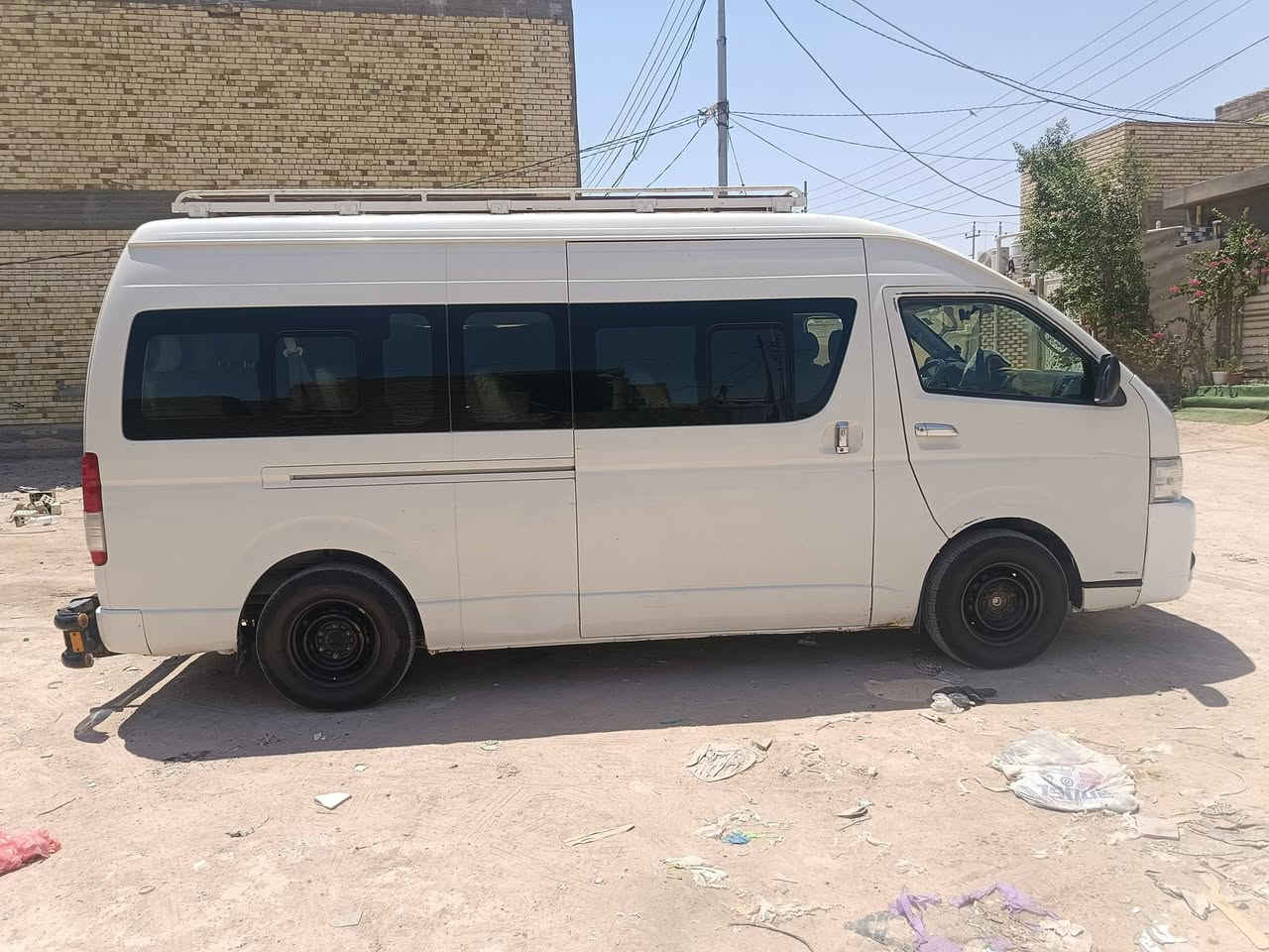 سلام عليكم سياره هايسه للبيع موديل ٢٠١٤ تخم تاير حدادي تبريد كير ومكينه وكسل كفاله سياره جاهزه هيه وضريبه مصفره  مكان السياره النجف الاشرف للاستفسار  تصال واتساب *********** السعر خاص
