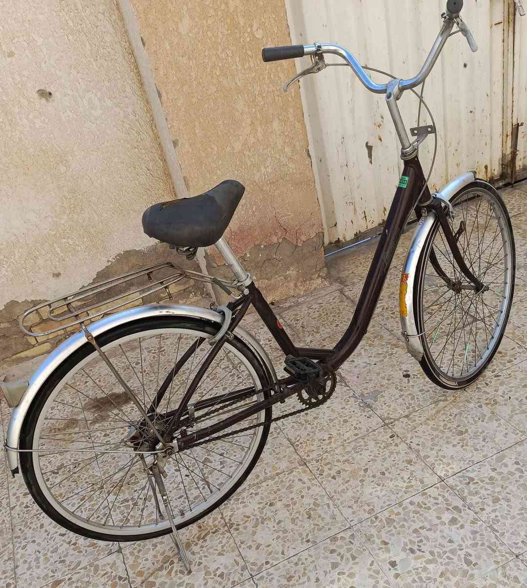 بايسكل بناتي للبيع قياس 26 سعر 90 وبي مجال عنوان داموك


**إذا كنت صاحب هذا الإعلان وتريد حذفه لأي سبب، رجاءا أرسل رسالة إلى الدعم الفني**
