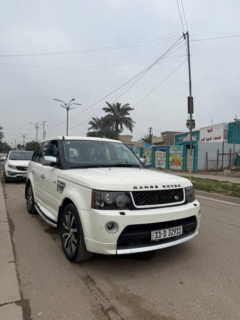 للبيع فقط السعر 68 ورقه للاتصال ***********
رانج روفر سبورت موديل 2007 محدث شكل 2013
رقم بغداد تحويل مباشر
محرك 8 سلندر العادي المحرك بي خلل حماوة يعني السياره تشتغل وره شويا تصعد حماوتها 
المحرك سابقا ممفتوح
الكير مكفول 
مواصفاتها معروفه 
السياره بالاصل چوبلس مسويها لوي عادي
وارد امريكي حادثها ضربة بالتاير الامامي بيها صبغ فقط التحديث 
المكان بغداد الزعفرانية بغداد, العراق
