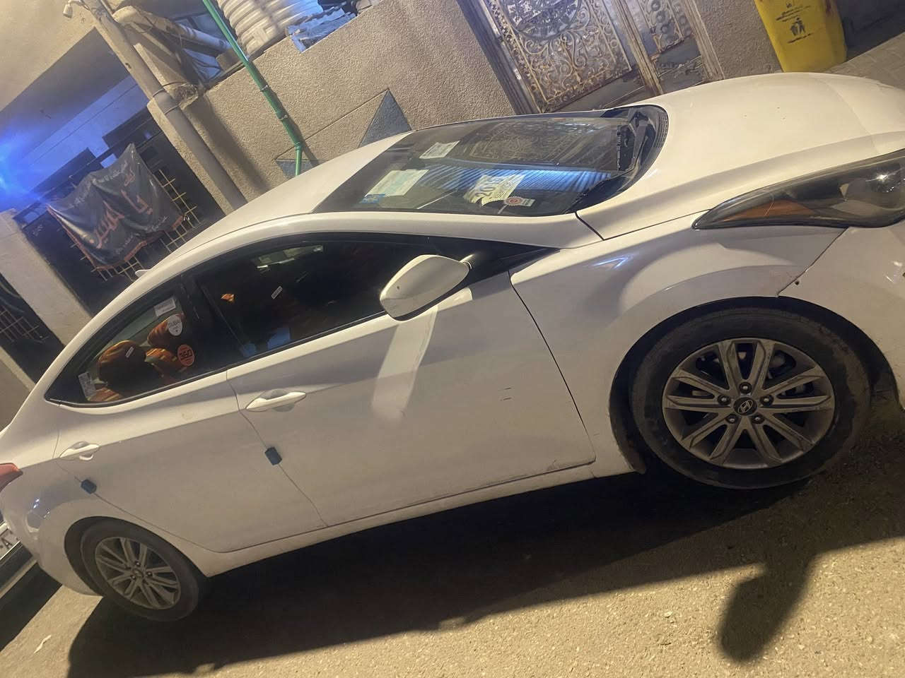 سلام عليكم اللبيع
انتره موديل 2016 رقم ذي قار دولي حره مشروع وطني سنويه الغايه 2029 تحويل مباشر 
وارد امريكي ضررها بنيد جاملغ صبغ 
بدون تبديل 
مواصفات سياره نص فول 
تحكمات ستيرن كامله
ارضيه جلد 
محرك 2000 دوش 
بلاجكتور 
ويل كروم 

سياره جاهزه وجديده الاخير 
كير محرك تبريد تخم تاير حداديه 
جاهزه الاخير 

# مكان - سياره - بصره .. قبله 
سعر  110 وبيه مجال 
الاستفسار أكثر ***********
