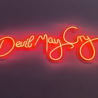 اضاءة نيون • ٣م • شعار ديفل ماي كراي