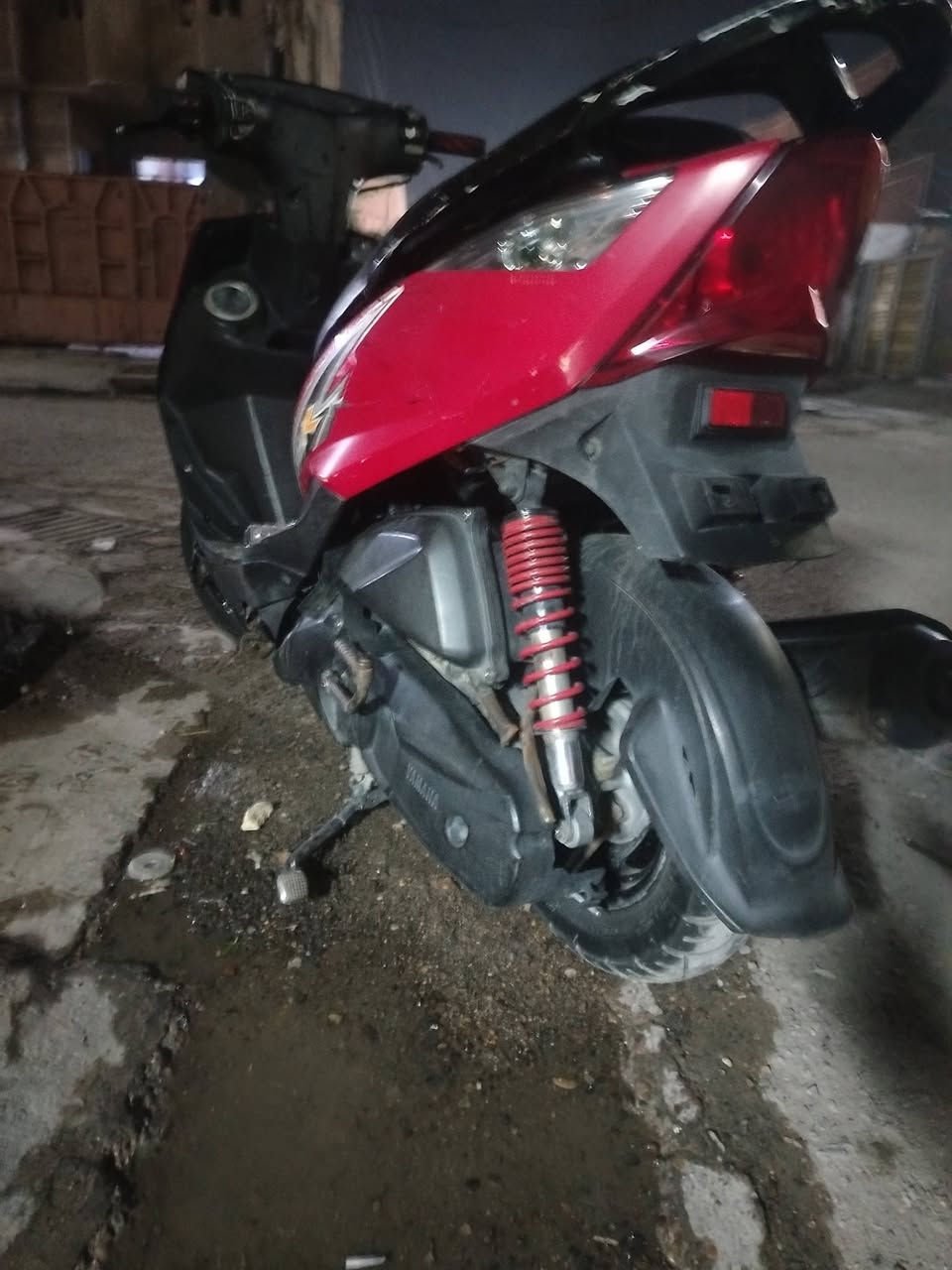 سلام عليكم للبيع دراجة ثعلب محرك ما مفتوح كفرات ختم واحد شرط جيب فيتر و فحص كهربائيات شغالات السعر٦٠٠ بيهة مجال بسيط العنوان بغداد الشعب للأستفسار ***********
