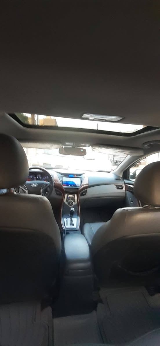 سلام عليكم خوان النتر١٣ للبيع وارد امريكي حادث خلفي بصيط جدن السيارة مثل مشوفون حلوة فول ماعدة البصمة ماحجة اذكر مواصفات مكينة كفالة السيارة ادامة كاملة مناقص اي شي بل عافية الي صير من قسمته اي تفاصيل الخاص مودجود او رقمي *********** بي واتس اب
