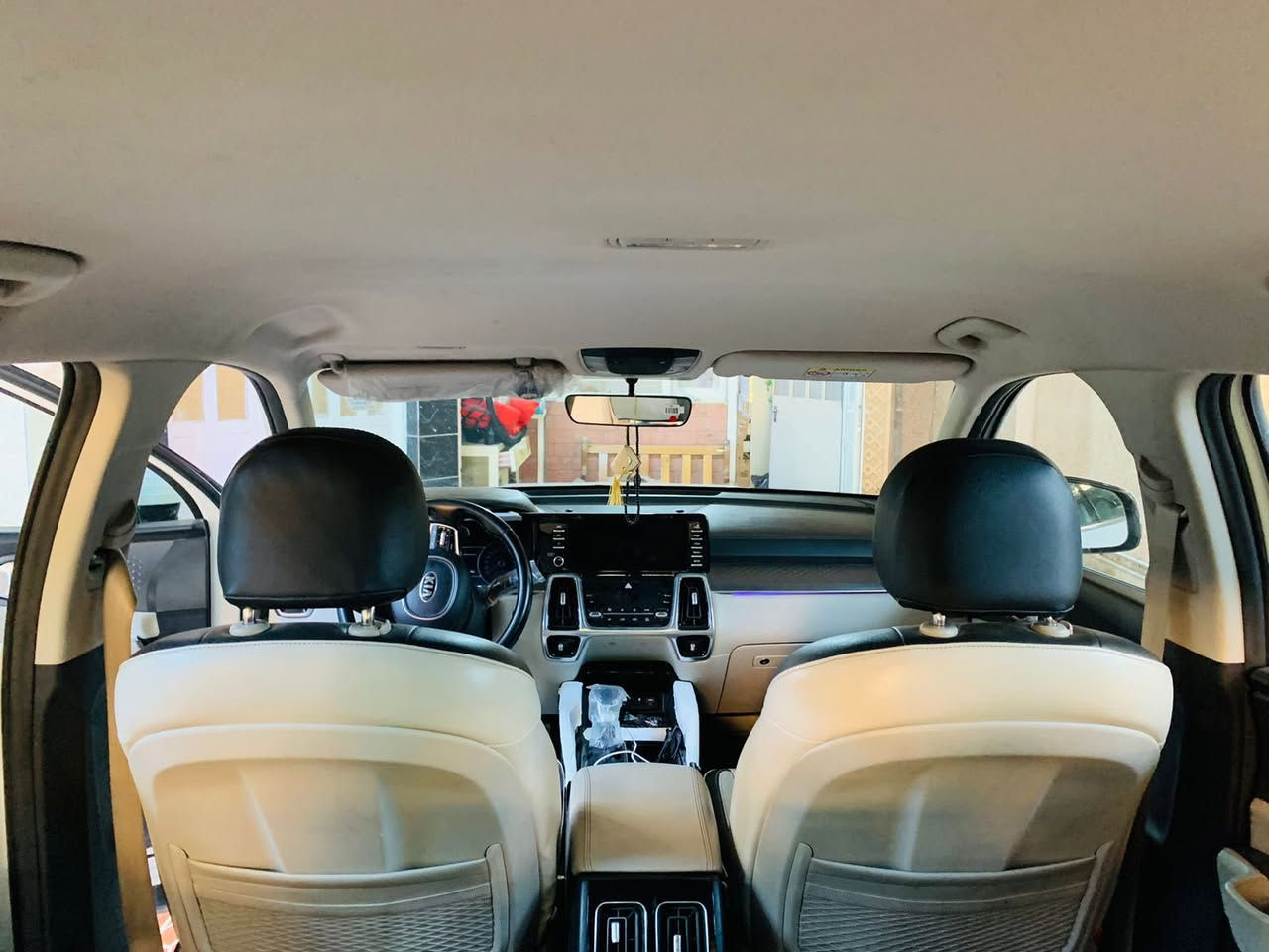 السلام عليكم
سورنتو خليجي رقم بغداد 
موديل ٢٠٢١
٦سلندر  نضافه فول السونار  بصور 
مكان /ديالى /هبهب 
***********
