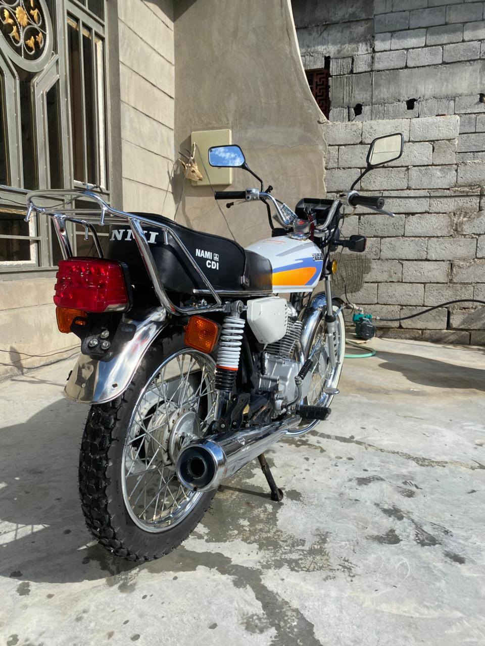 السلام عليكم نامه 2025 اوراق بيها كهربايات كلها شغاله السعر 650وبيها مجال اذا اكو مراوس بسيفان او سوني بموديل 2024/2023
 ***********
