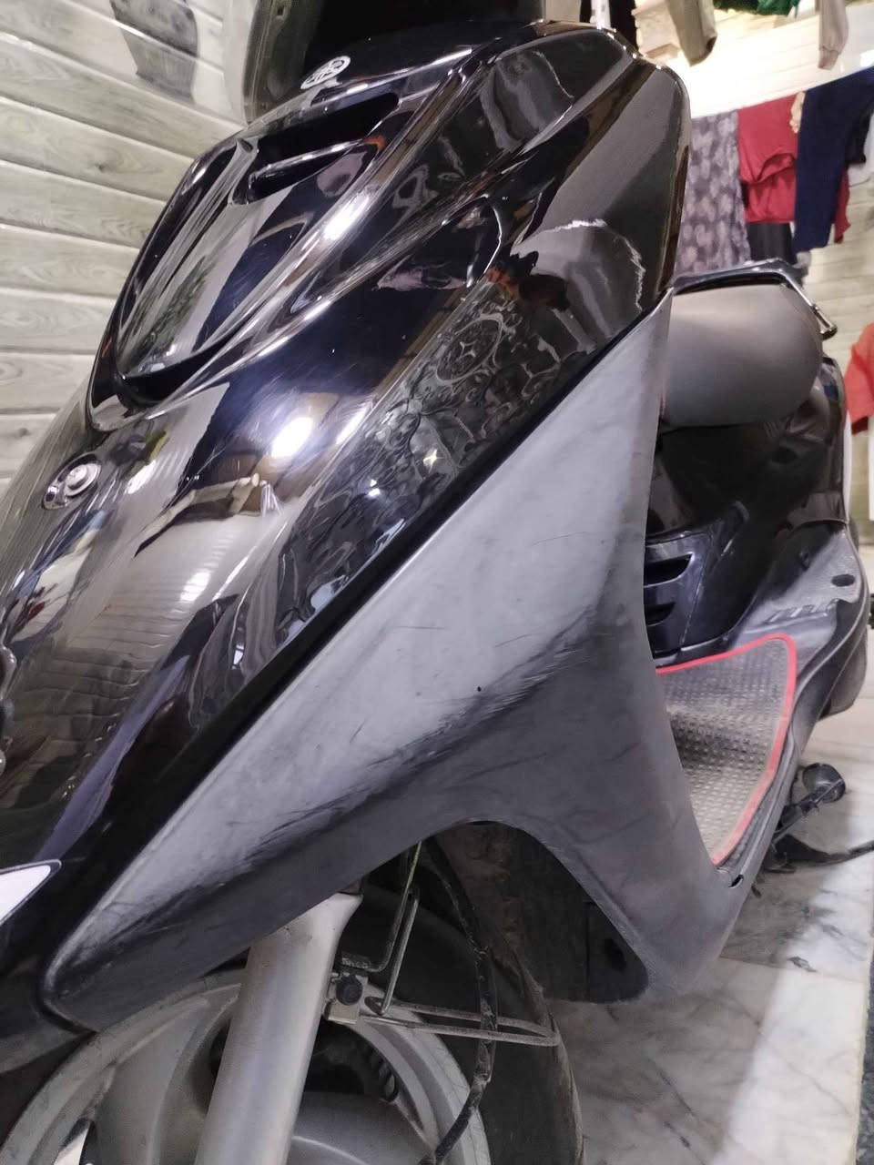 دراجة نارية لكزز ياباني جديد مال رمبه صار ١٥يوم من طالعه من معرض وصل بسمي سعر ١١ورقة مكان كربلاء رقم الجوال *********** كربلاء, العراق
