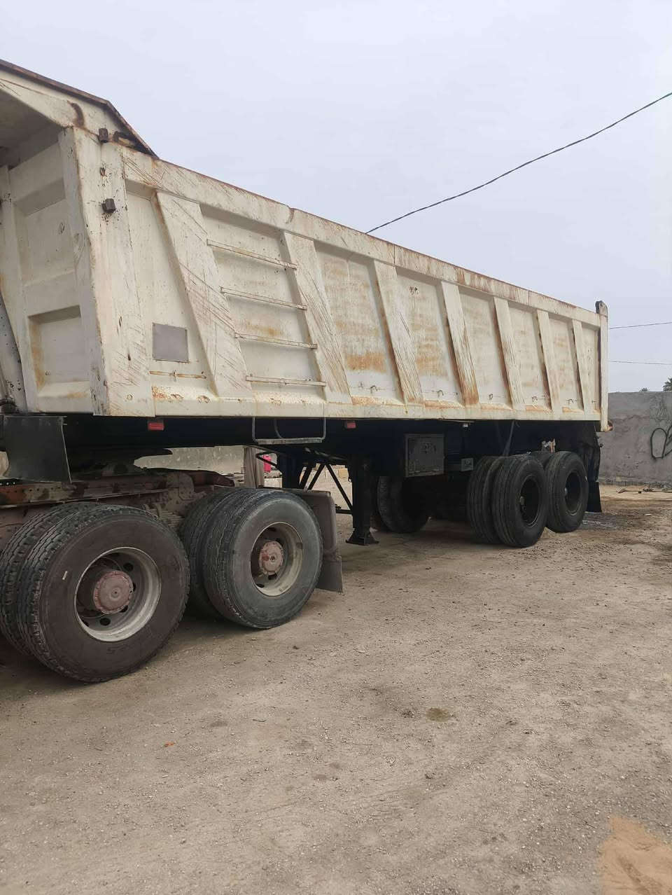 سلام عليكم عربانه علم للبيع مكفوله كفاله عامه موديل ٢٠٠٨ السعر 210وبيهه مجال استفسار  عله الرقم ***********
