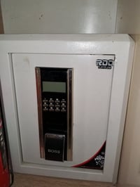 قاصه • قليلة الاستخدام • كالجديدة