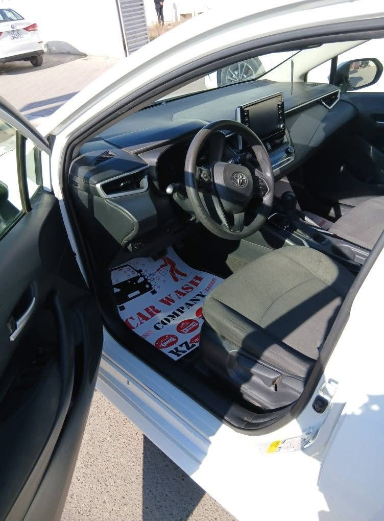 سلام عليكم كورلا هايبرد موديل 2020 وارد امريكي حادثه جاملغات خلفيه فقط بدون اي ايرباك      بيع فقط  السيارة  تحويل مباشر السعر137ورقة وبيها مجال بسيط رقمي ***********
