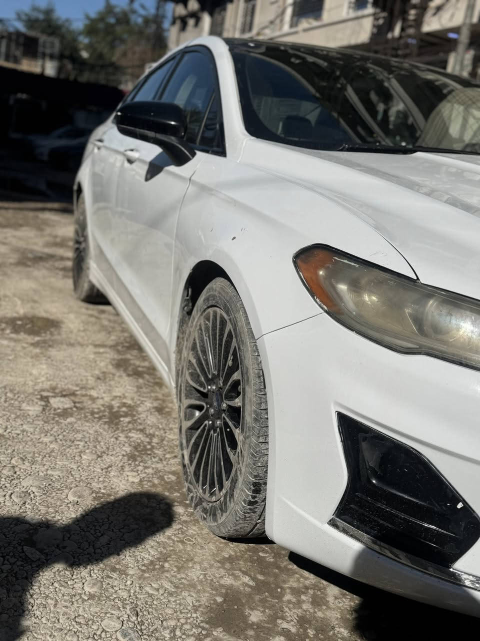 فورد فيوجن 2017 S  المحرك 1500 تيربو
بيها 5 قطع صبغ السعر 97 الرقم ***********
