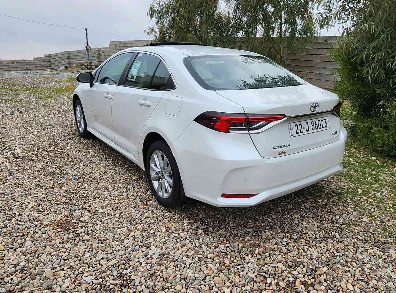 كورلا 2023 خليجي
ساز فول واحد على واحد كلين 
ماشيه 61 k/m 
تبريد قطعتين خلفي امامي 
بصمة تشغيل بصمات ابواب
فتحة سقف 
نظام ترحيب اشاير بالمرايات 
رونات دجتل . سياره وضع الشركه 
السعر 183 $ .. بيع نقد فقط ..
مكان السياره الحويجه_الحلوات
***********
بدون مراوس ولا قسط
