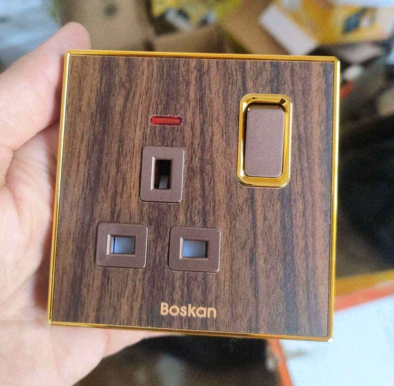 توفر من جديد سستم ماركه بوسكان ضمان 12 سنه بسعر  2500 لجميع القطع 
للاتصال *********** او التواصل خاص قريه المختار قرب جامع حجي نعمه
