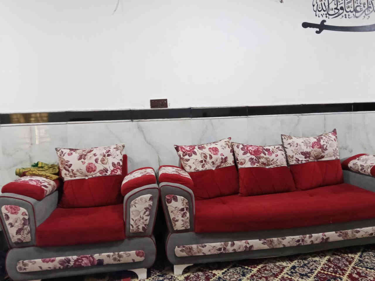 سلام عليكم 
تخم لبيع السعر 300 وبي مجال المكان في كربلاء 
***********
