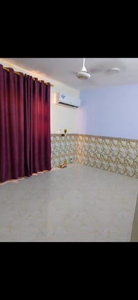 عمارة ١٥شقة • الدورة خلف الغنام • بيع مستعجل