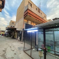 بناية تجارية مساحتها 127 متر للبيع موقعها الدورة شارع الصحة ملك طابو ص...