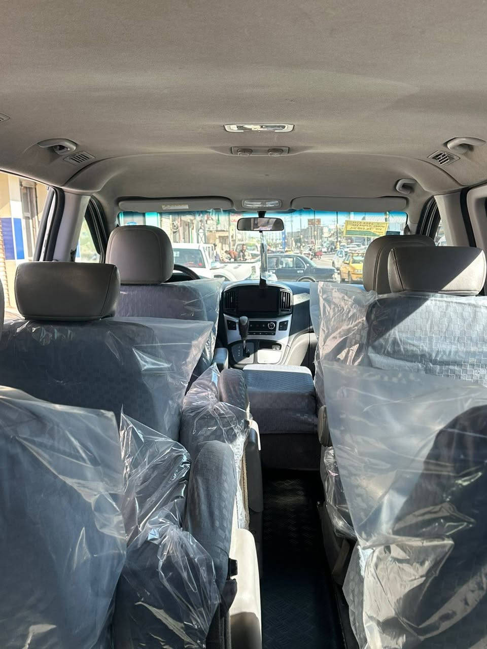 سلام عليكم ستاركس ٢٠١٧ بيها قطعتين صبغ بكوريا جاملغ خلفي وباب سلايت رقم بصرة حلوة سيارة جاهزة من كلشي بيها مكينه مجول جديدة ما بيها نقص سيارة سعر ٢٣٧ وبيها مجال بسيط مكاني بصرة أبي الخصيب للاتصال ***********
