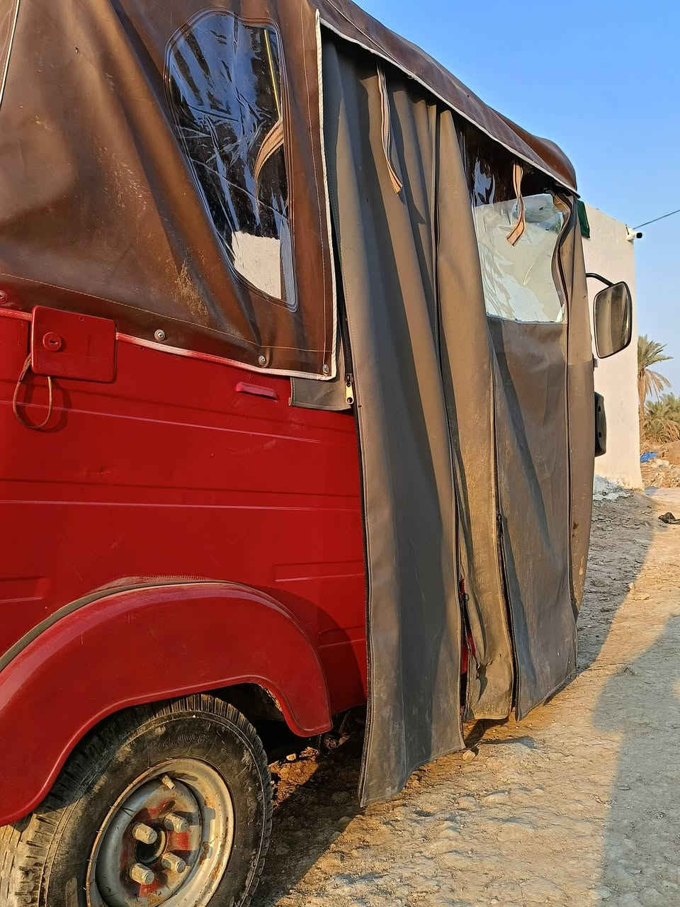 السلام عليكم تكتك موديل 17 الشهر التاسع المصطفى للبيع السعر 3 مليون وبيها مجال العنون بابل الحمزه الغربي ***********
