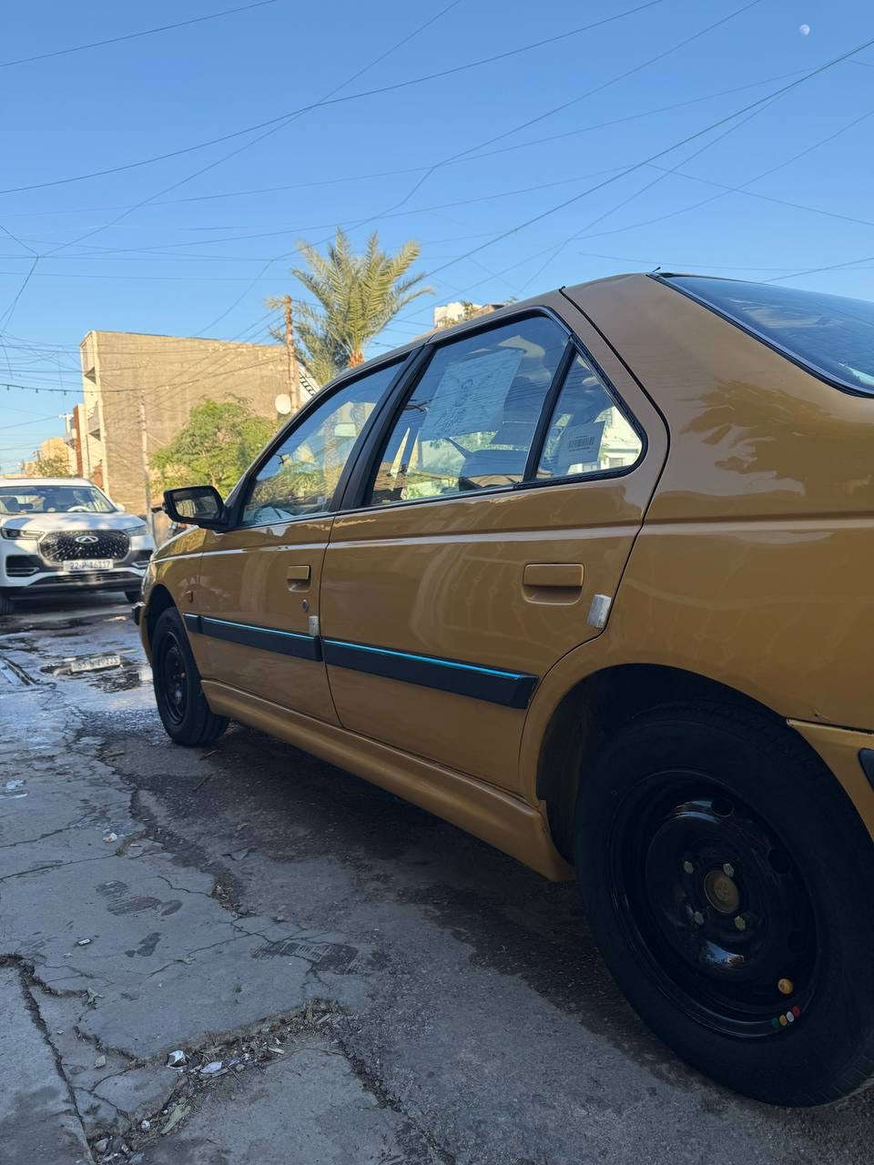 سلام عليكم بيجو بارص ١٥ مكفولة كفالة عامه عده الهلالات الخلفية معمره لاصبغ الباقي ولاضربه ولاتبديل بيهة شاشة اندرويد وكامرة  تخم تاير جديد دسكات جدد محرك جديد السيارة مابيهة اي نقص مكاني بغداد حي العامل السعر ٥٨ ***********
