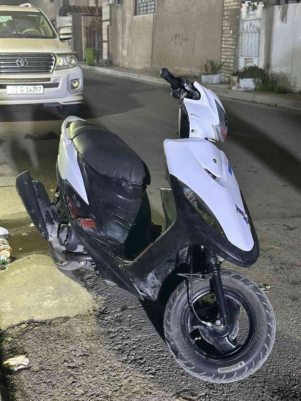 السلام عليكم دراجه نضافه فول اي نقص مابيها 
كلشي شغال سلف وهندر كله نكره مكينه بلادي مكينه نضيفه ودراجه شلعه فول للبيع 
للبيع ب550للتواصل واتساب ***********
