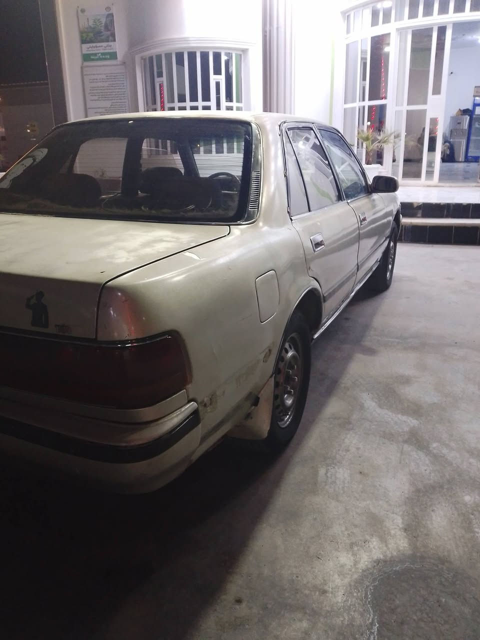 كرونسيده موديل 91 سياره جاهزه وحلوا وكفاله من الكص والنقل مكينه كير حداده لايت زنون  سنويه لل 27 سياره مال تكسي محرك وينجي سعرها 33 وبيها مجال قليل *********** بصره
