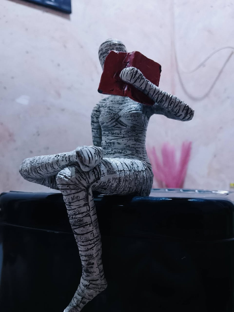 مجسمه للبيع السعر 15٫000 الف الي يريده دخلي عل خاص او عل هذا رقم *********** موجود توصيل كل أنحاء العراق مكاني كربلاء
