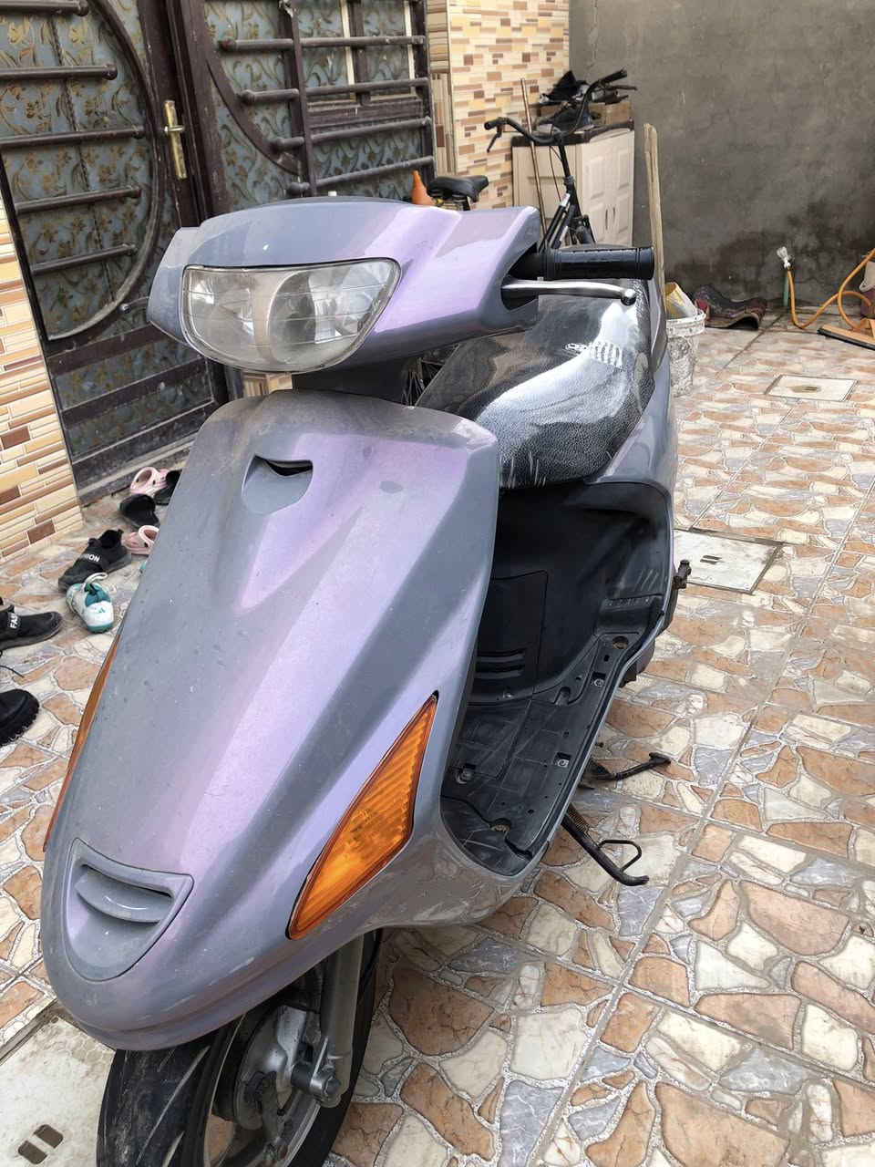 السلام عليكم للبيع مكفول كفاله عامه شراي يدخل خ او يتصل ***********
