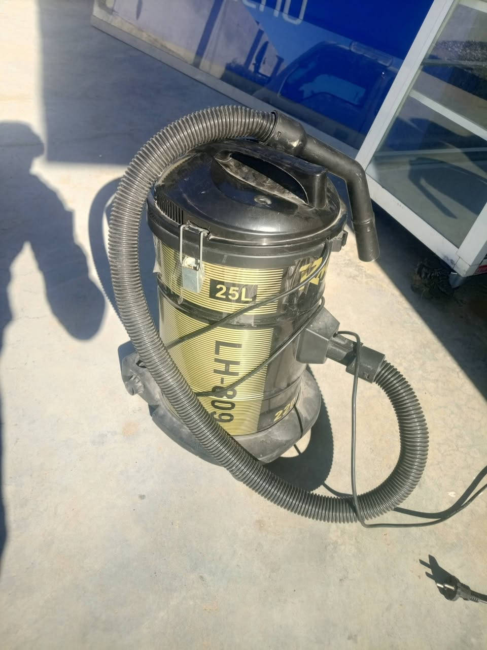 قيم وأخذ 
اغراض نظيفة 
موصل برطلة قرية شاقولي 
***********
