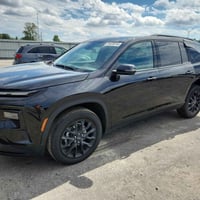 ترافيرس بلَك توب • ٢٠٢٥ • بدون ايربك