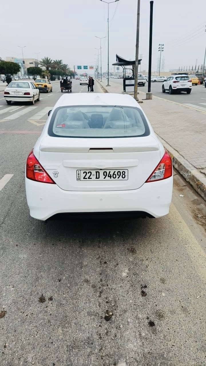 السلام عليكم نسان صني هندي مديل 24 سياره جديده وجاهزه ماعيزها شي ويل كب تبريد خلفي بسم شركه تريد وكاله تريد تحويل بيها جاملغ خلفي صبغ اثر دحجه ستوته بدون اي داخل بيها رصعتين بل باب السعر 125وبيها مجال مكاني نجف ***********
